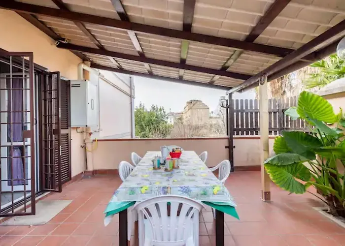 Appartamento per chi ama prendere il caffè in terrazzo